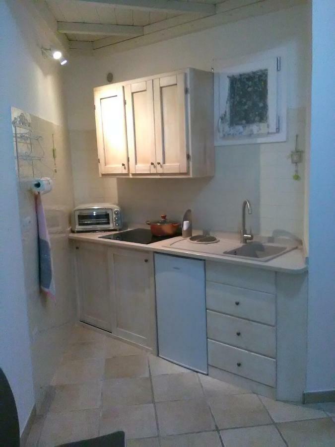 דירות אוריה Elisea House מראה חיצוני תמונה